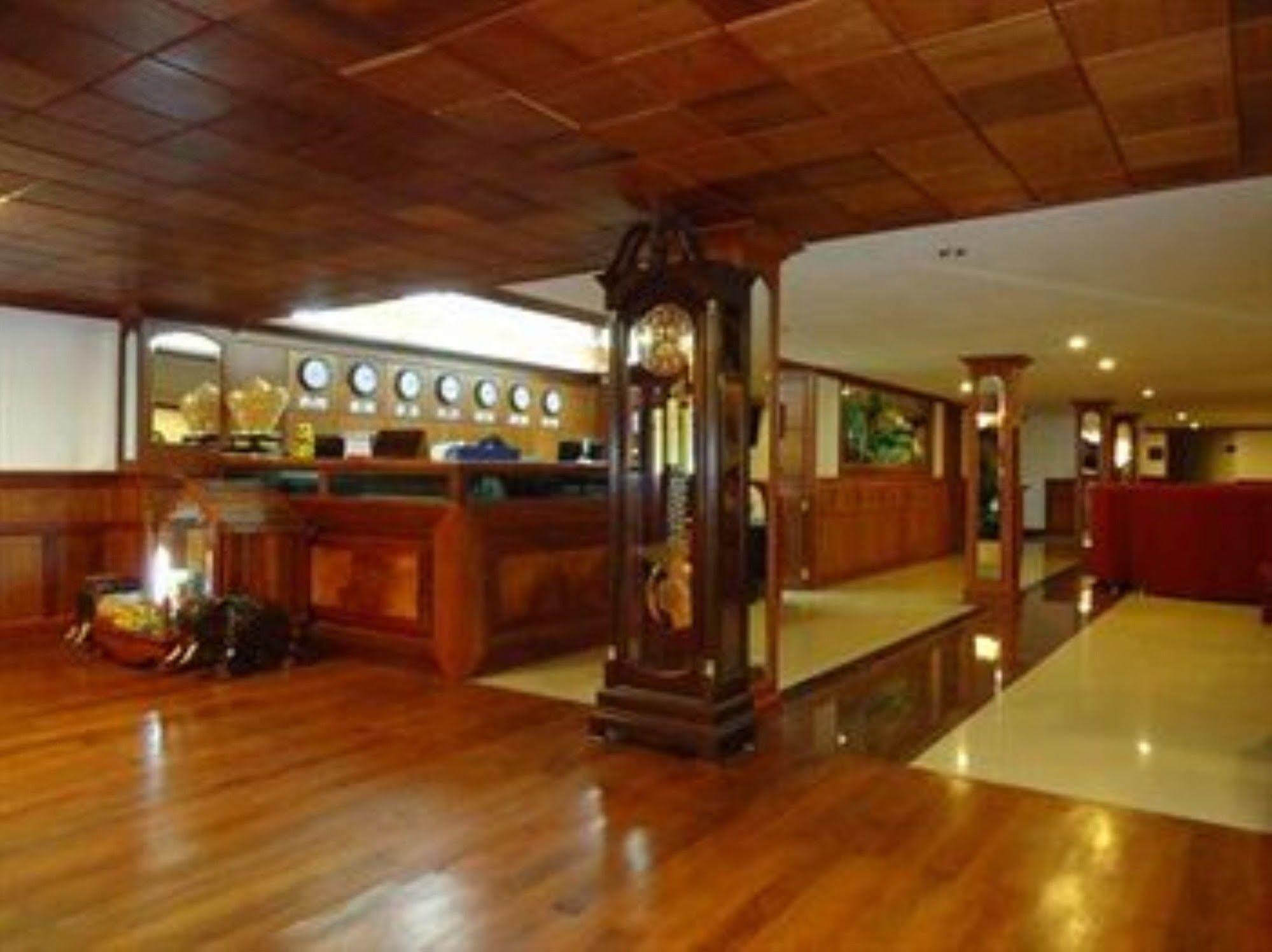 Wei Si Deng Hotel & Restaurant Phnom Penh Zewnętrze zdjęcie