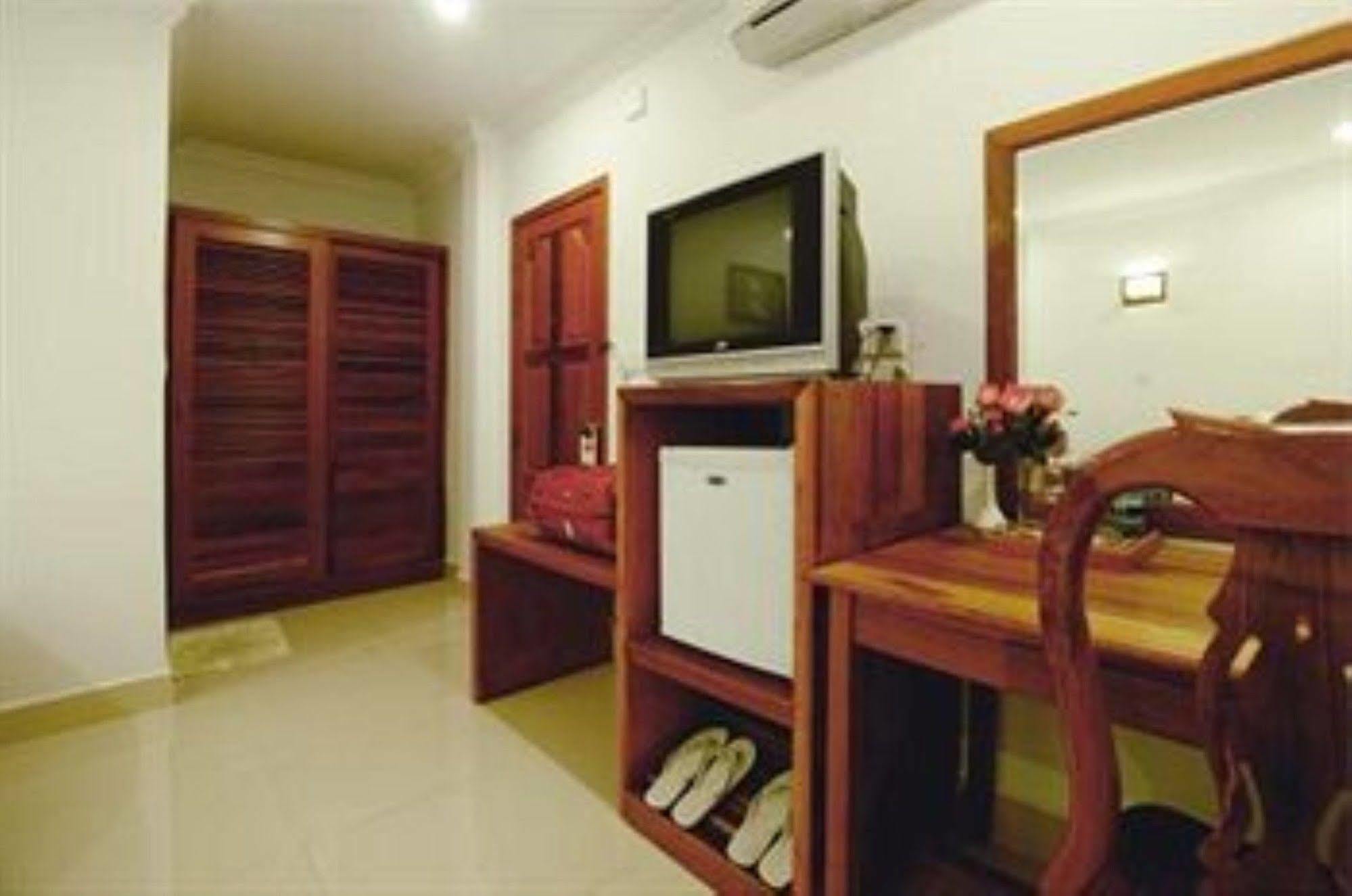 Wei Si Deng Hotel & Restaurant Phnom Penh Zewnętrze zdjęcie