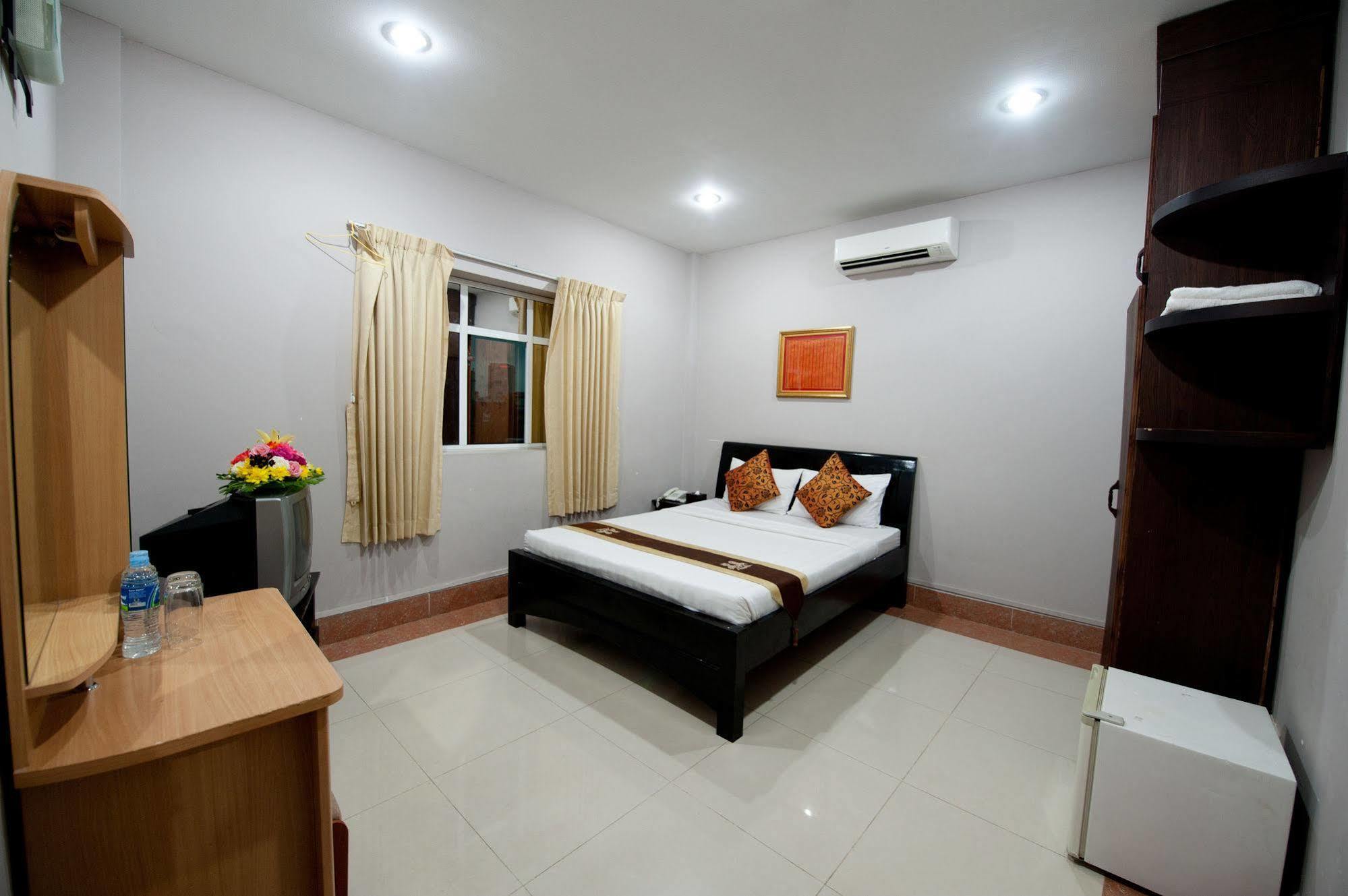 Wei Si Deng Hotel & Restaurant Phnom Penh Zewnętrze zdjęcie
