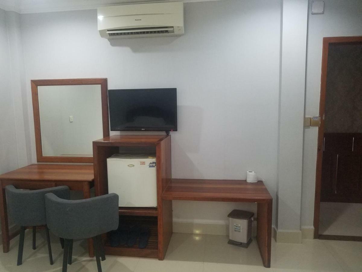 Wei Si Deng Hotel & Restaurant Phnom Penh Zewnętrze zdjęcie
